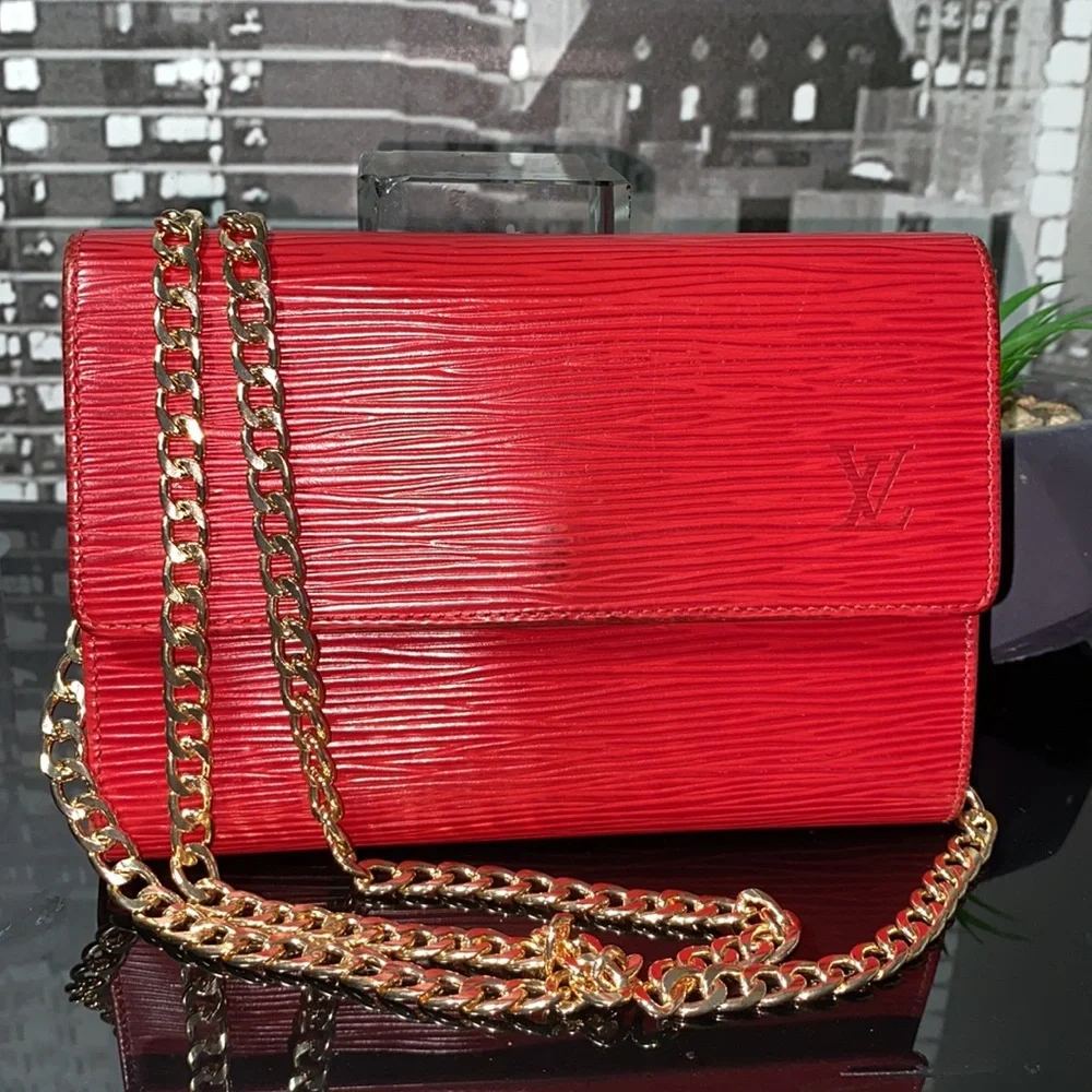 Authentic Louis Vuitton Epi Wallet